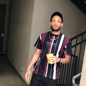 Meet your Posher, Mitchell